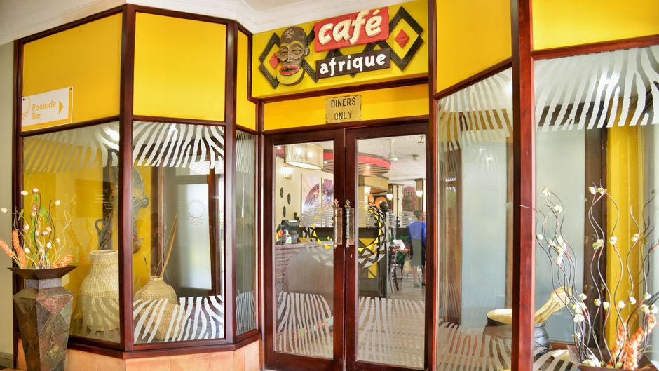 Cresta Oasis Hotel Restaurant