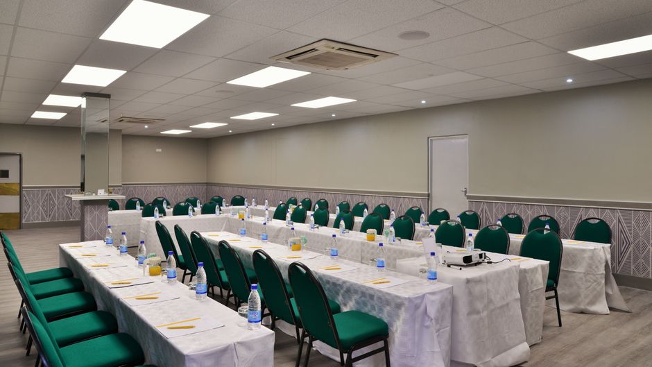 Cresta Oasis Hotel Ballroom
