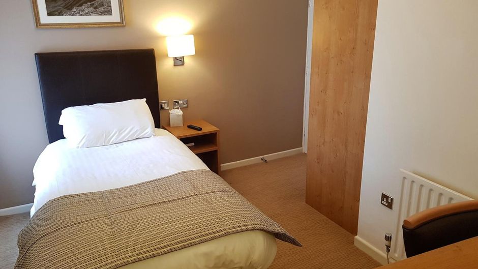 The Wellington Hotel Room