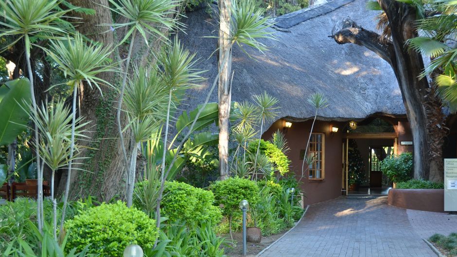 Cresta Marang Gardens Exterior