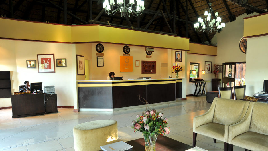 Cresta Riley's Hotel Lobby