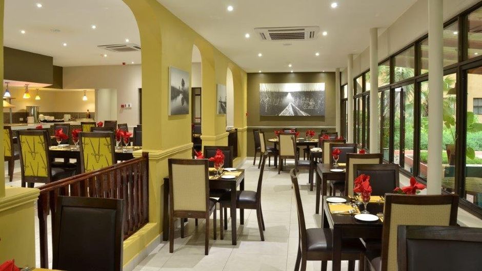 Cresta Riley's Hotel Restaurant
