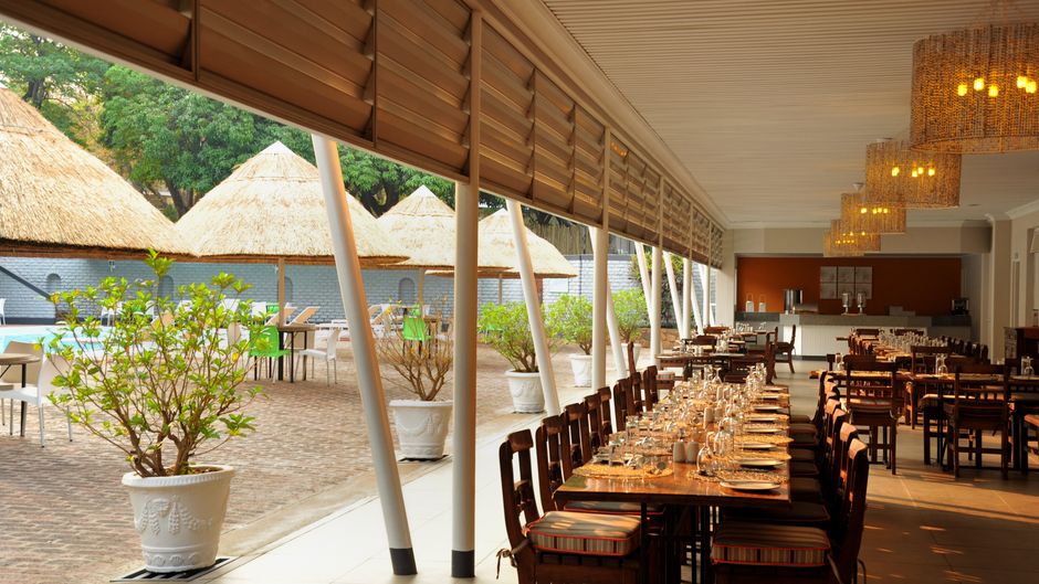 Cresta Sprayview Hotel Restaurant
