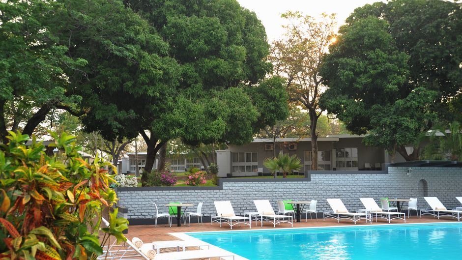Cresta Sprayview Hotel Recreation