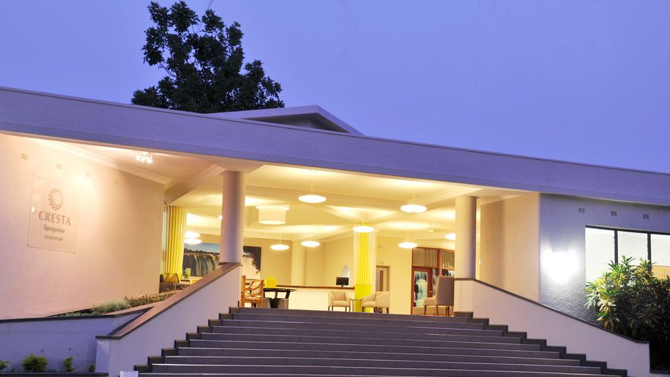 Cresta Sprayview Hotel Exterior