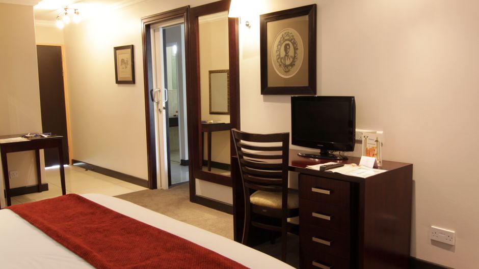 Cresta Thapama Hotel Room