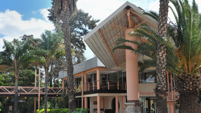 Cresta Thapama Hotel