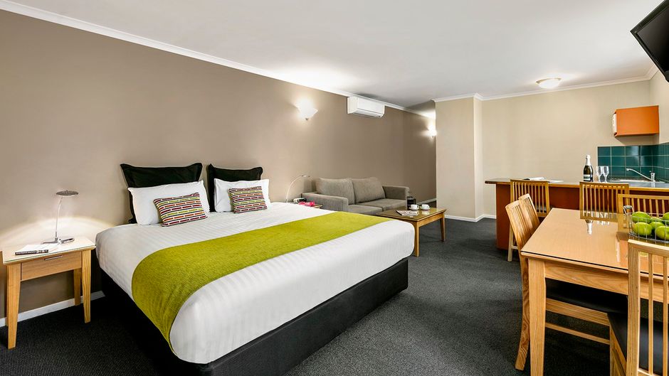 Hobart Waterfront Apartments Room