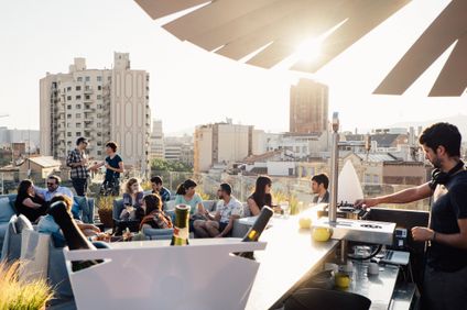 Yurbban Trafalgar Hotel