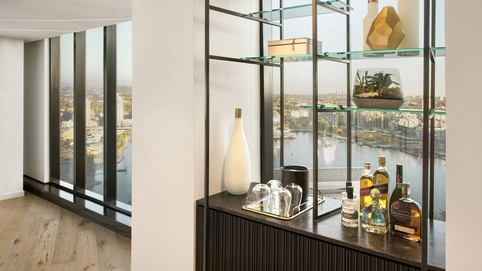 JW Marriott Parq Vancouver Suite