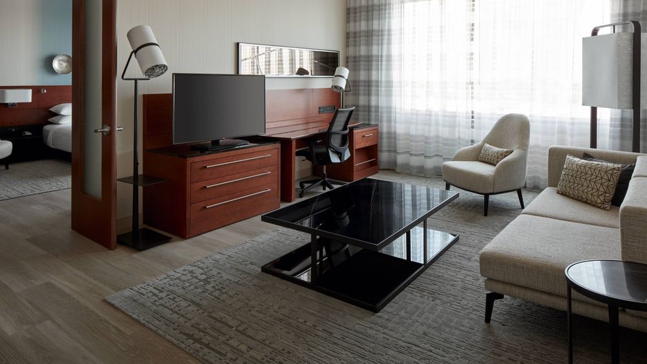 Montreal Airport Marriott In-Terminal Suite