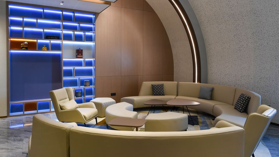 Holiday Inn Express Binhai Lobby