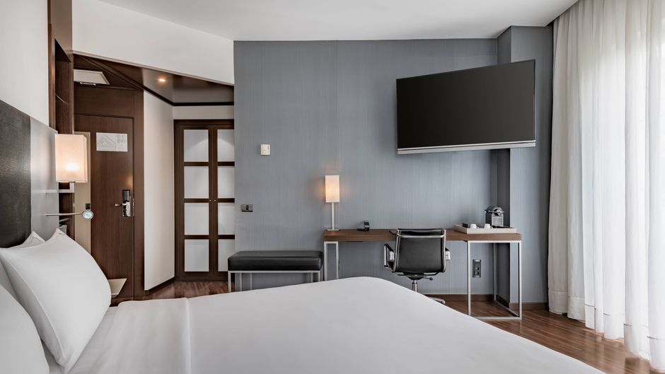 AC Burgos Hotel Room