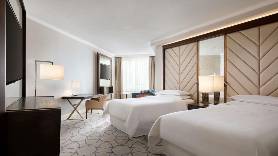 Sheraton Warsaw Hotel Suite
