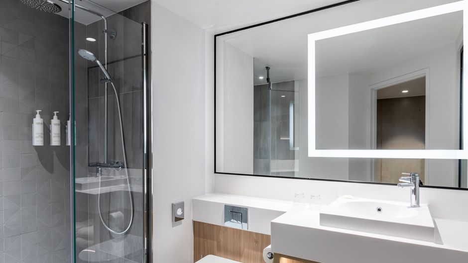 Courtyard Paris Creteil Room