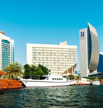 Sheraton Dubai Creek Hotel & Towers