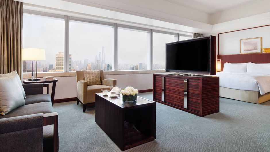 JW Marriott Hotel at Tomorrow Square Suite