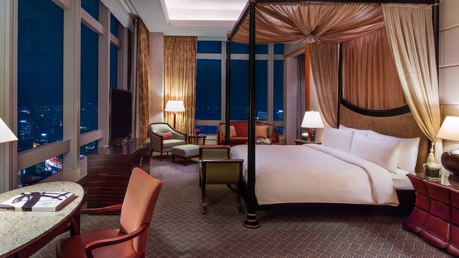 JW Marriott Hotel at Tomorrow Square Suite