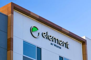 Element Hampton Peninsula Town