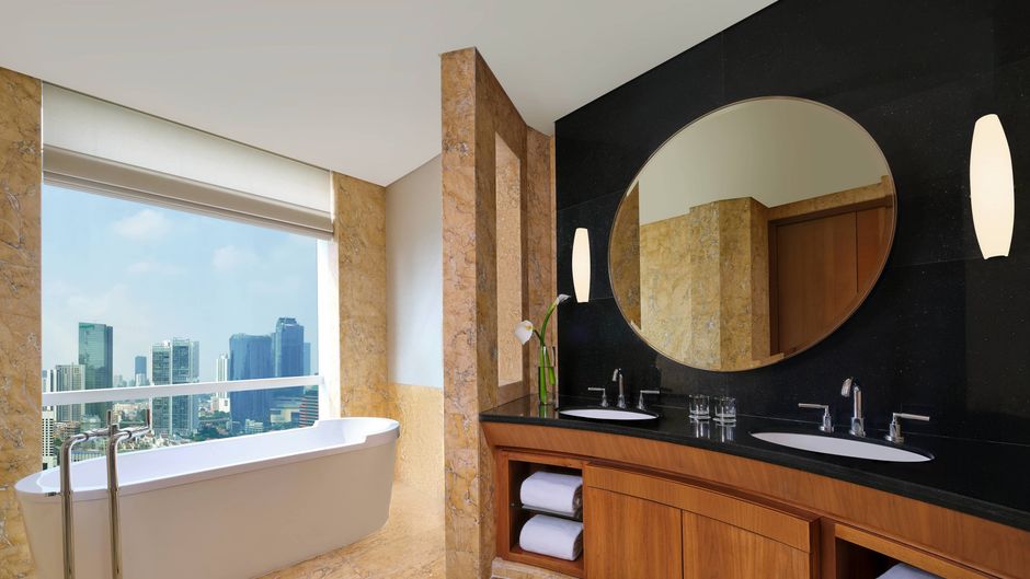 The Ritz-Carlton Jakarta, Pacific Place Room
