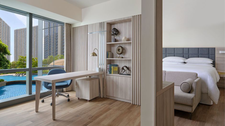 Four Points by Sheraton, Pakuwon Indah Suite