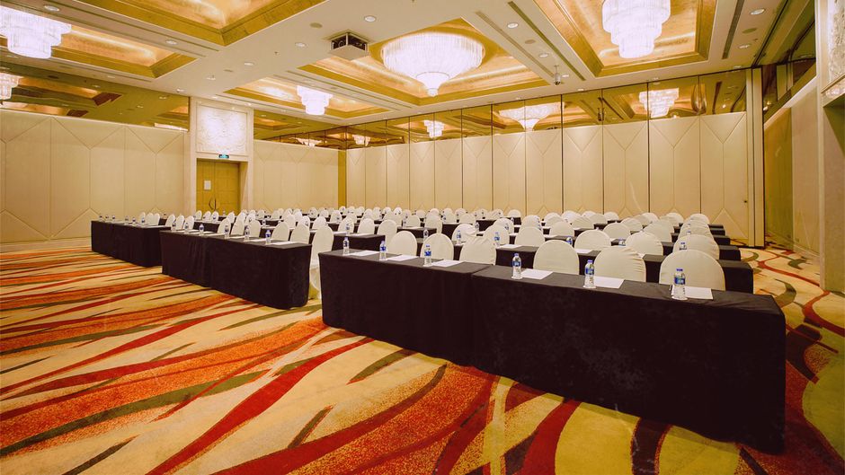 Holiday Inn Pudong Shanghai Ballroom
