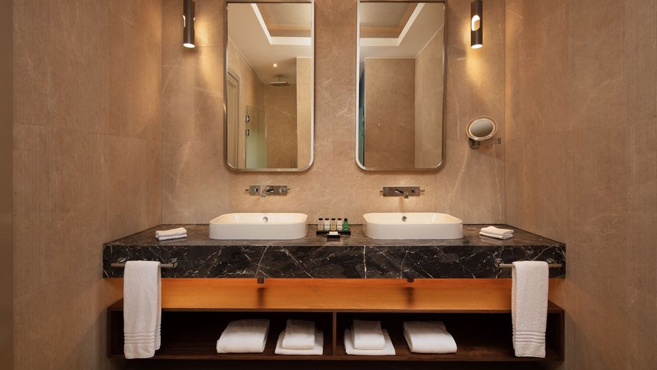 Sheraton Istanbul Levant Room