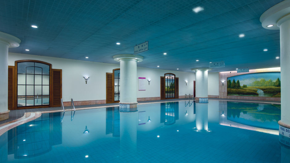 Crowne Plaza Chengdu Pool