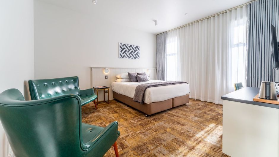 Grosvenor Hotel Suite