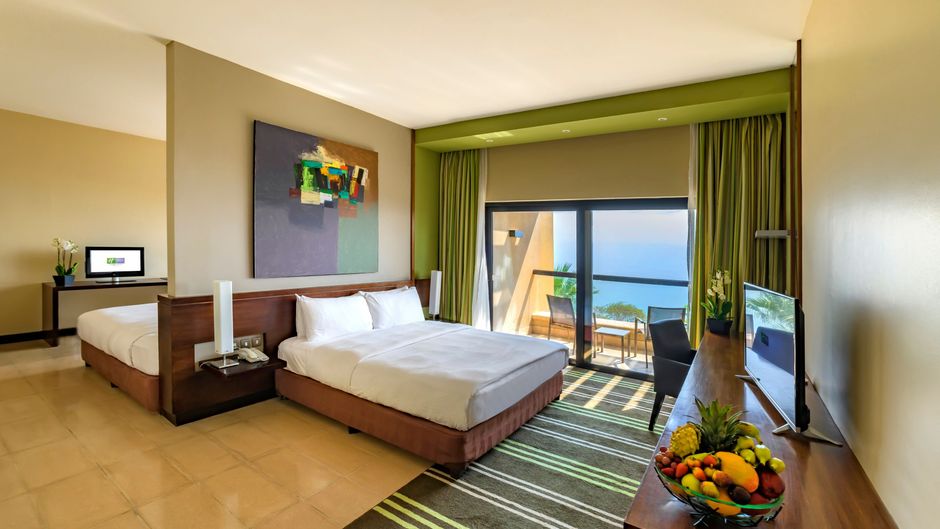 Holiday Inn Resort Dead Sea Room