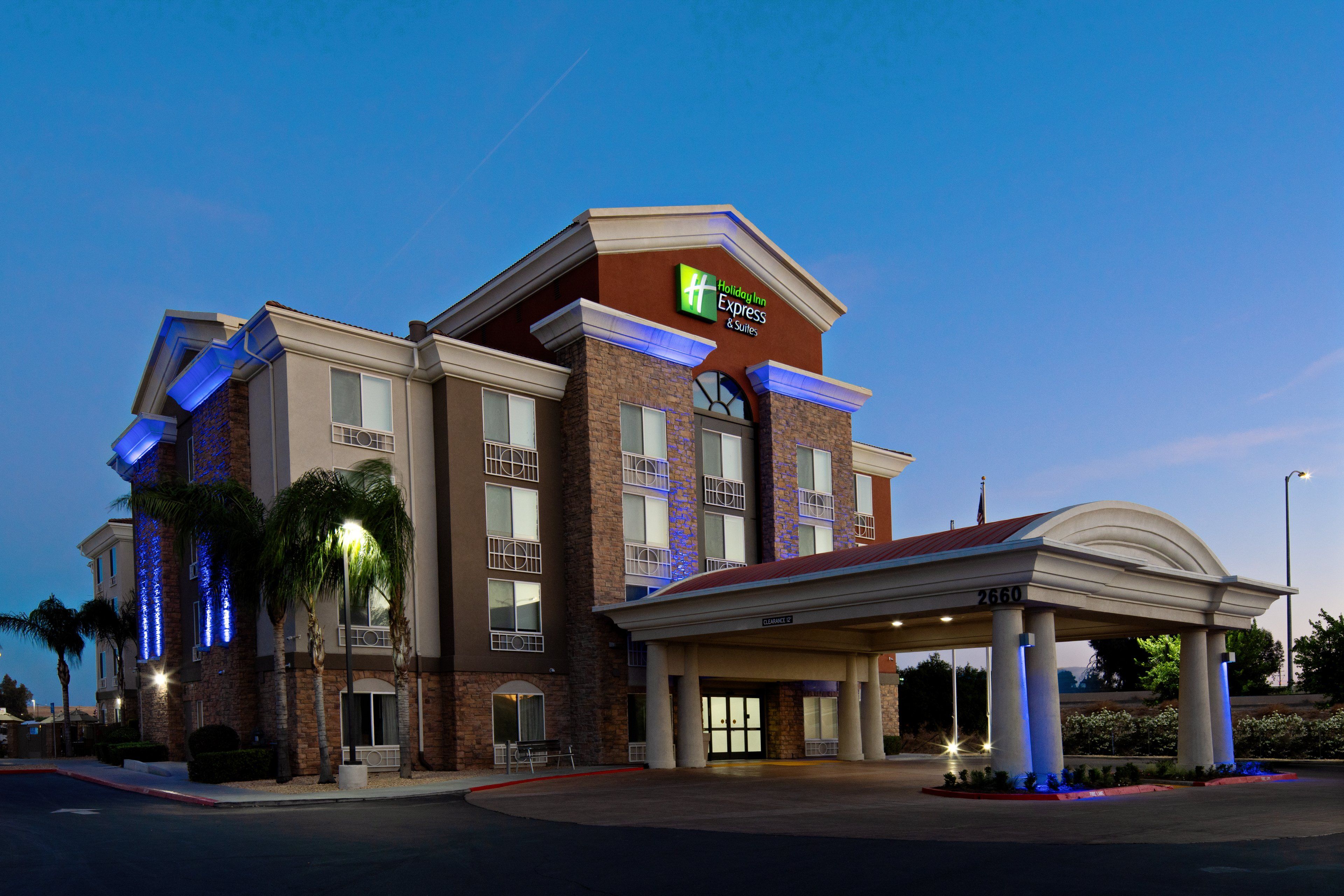 Holiday Inn Express Hotel Fresno South Tourist Class Fresno CA