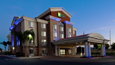 Holiday Inn Express Hotel Fresno South