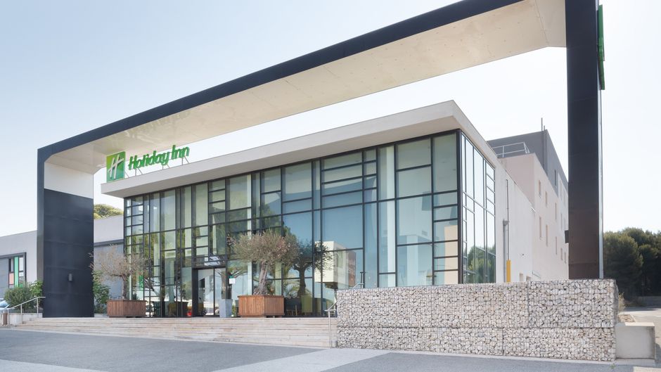 Holiday Inn Marseille Airport Exterior