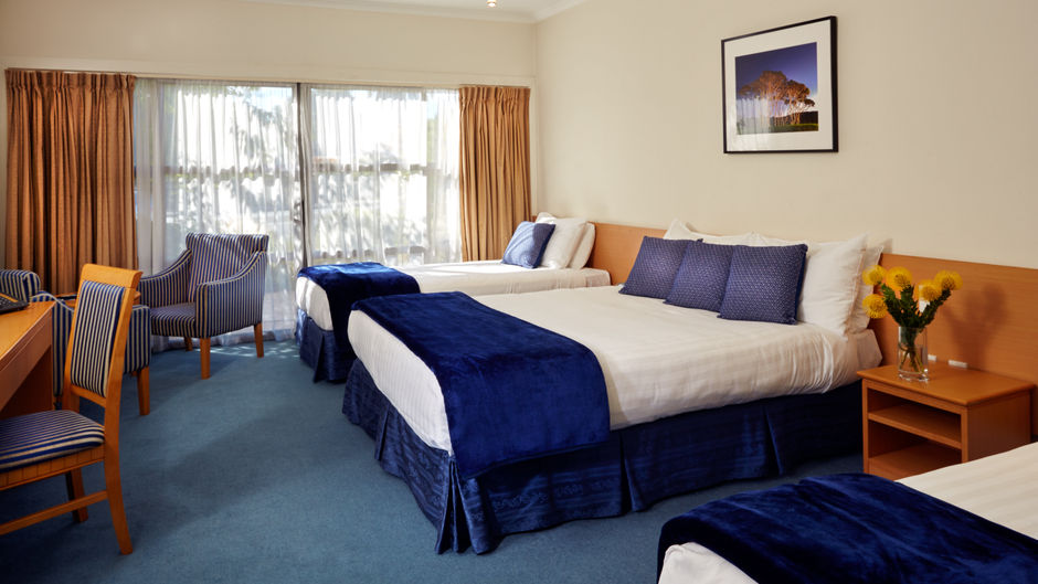 Saxton Lodge Room