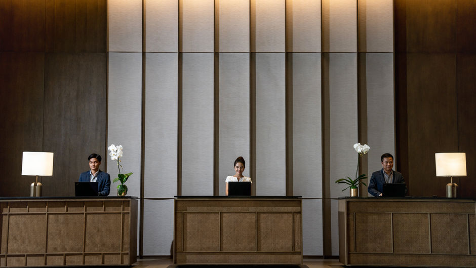 New World Hoiana Hotel Lobby