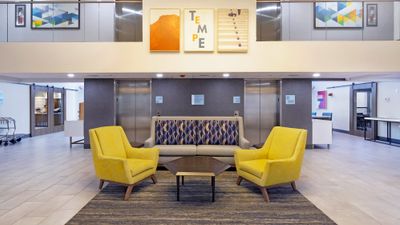 Holiday Inn Express & Stes Phoenix-Tempe