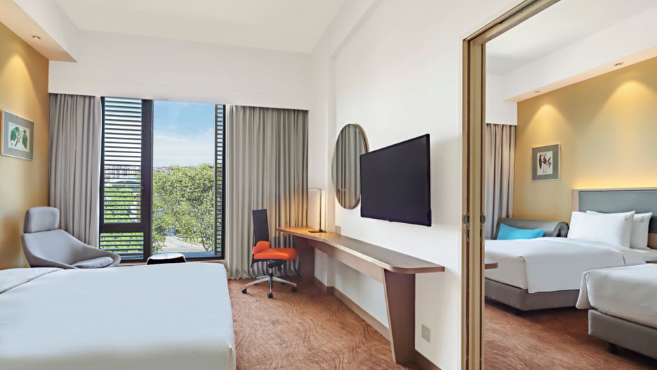 Holiday Inn Express City Centre Room