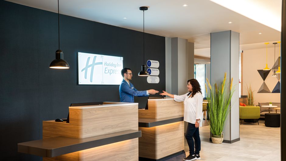 Holiday Inn Express Rosenheim Lobby
