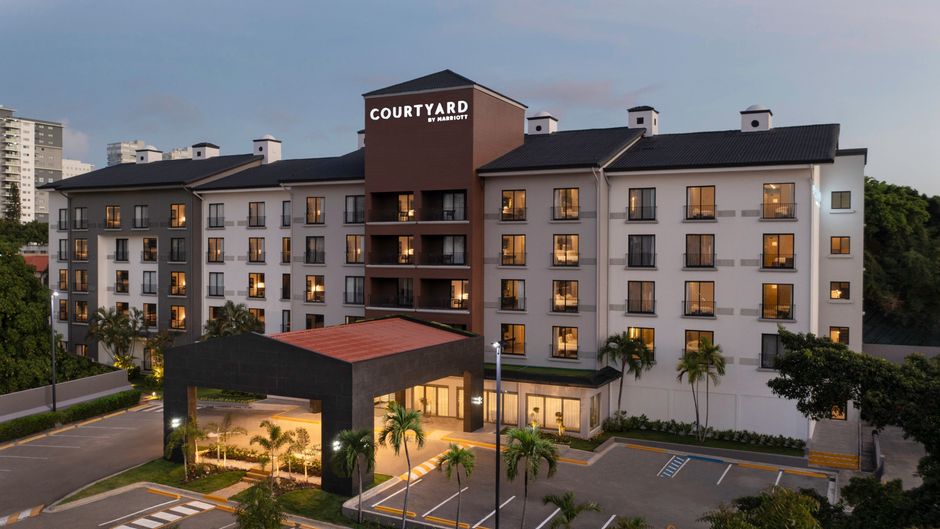 Courtyard by Marriott Santo Domingo Exterior
