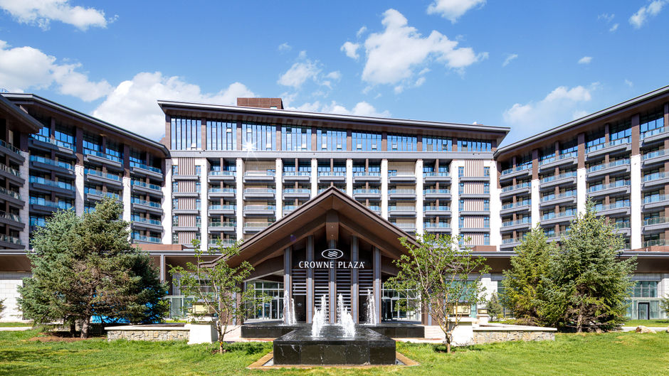 Crowne Plaza Chongli Resort Exterior