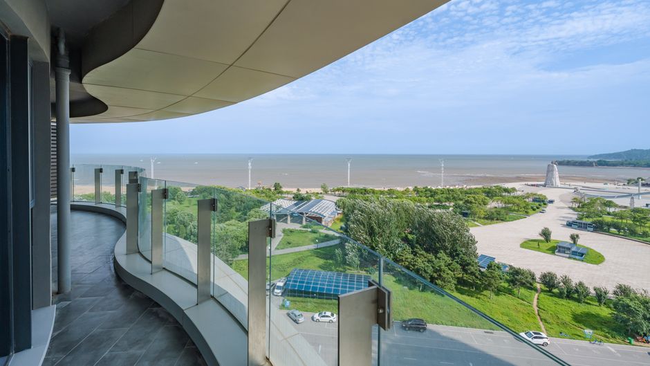 Holiday Inn Express Huludao Seaview Lobby