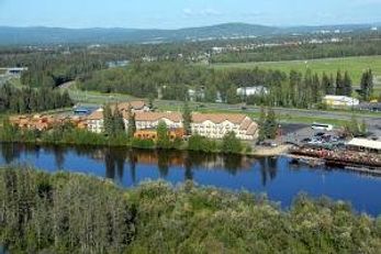 Pikes Waterfront Lodge