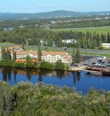 Pikes Waterfront Lodge