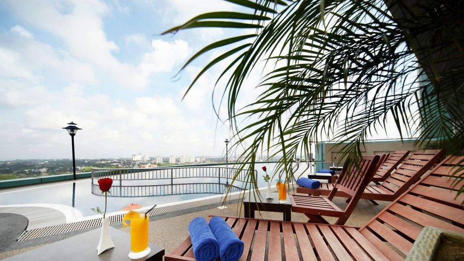 Grand Paragon Hotel Recreation
