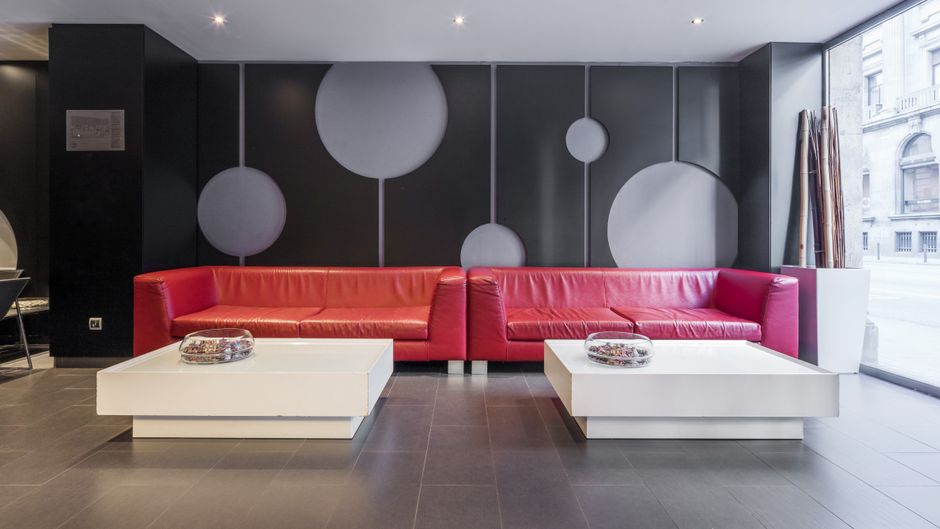 Hotel Ilunion Almirante Lobby