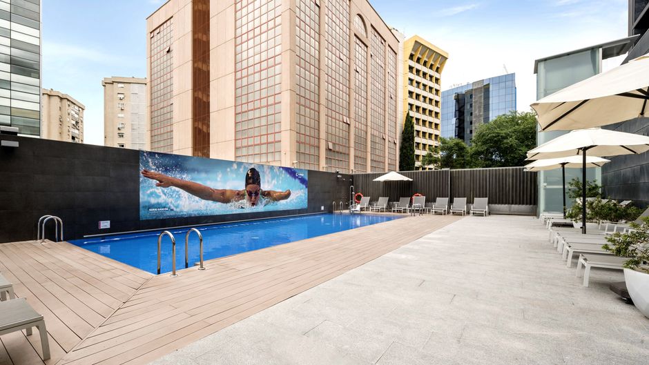 Hotel Ilunion Atrium Pool