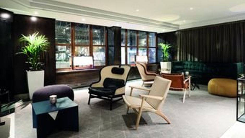 Elite Park Avenue Hotel Lobby