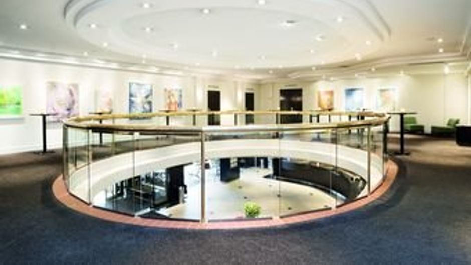 Elite Park Avenue Hotel Lobby