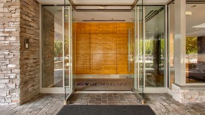 The Andrew Hotel