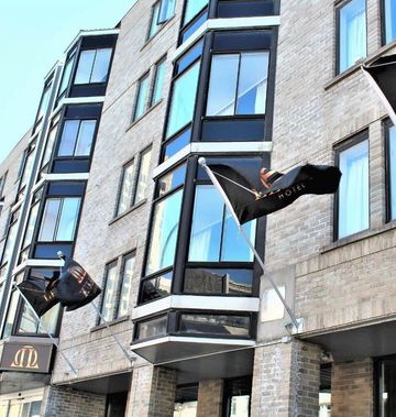 LELUX Hotel